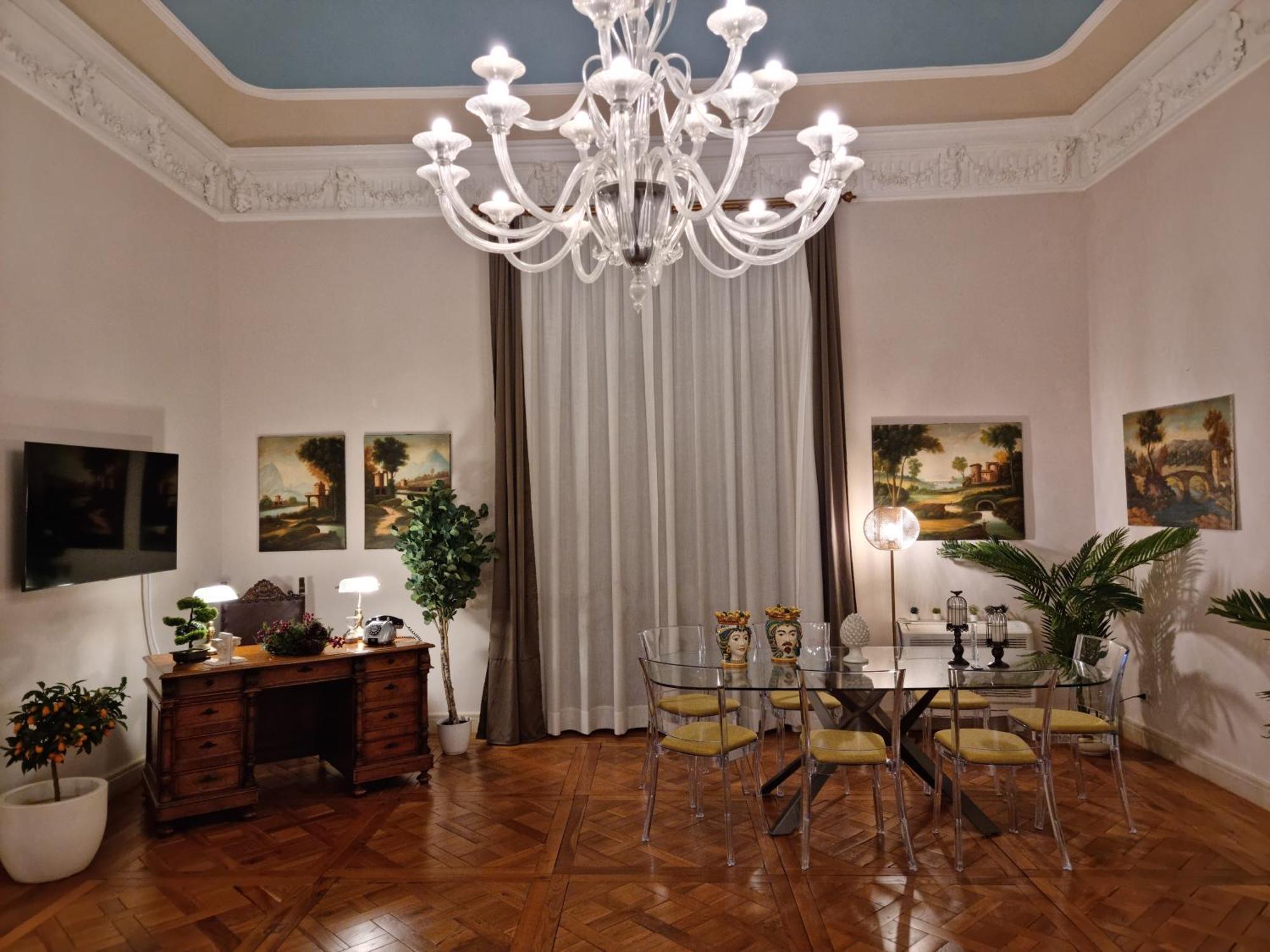 Luxury Historic Residence With Heated Pool Near Catania, Taormina, The Sea And Mount Etna Giarre Kültér fotó