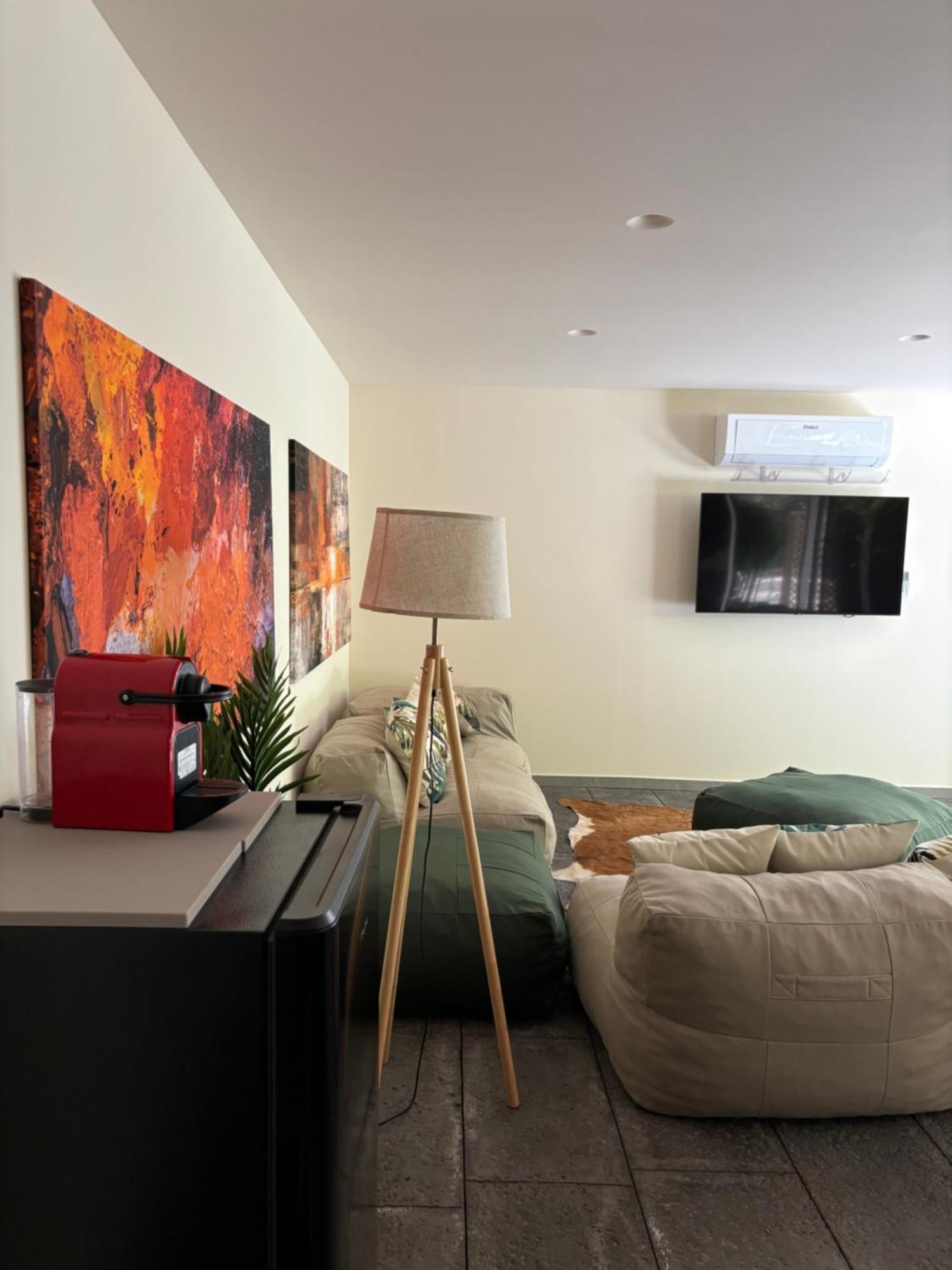 Luxury Historic Residence With Heated Pool Near Catania, Taormina, The Sea And Mount Etna Giarre Kültér fotó