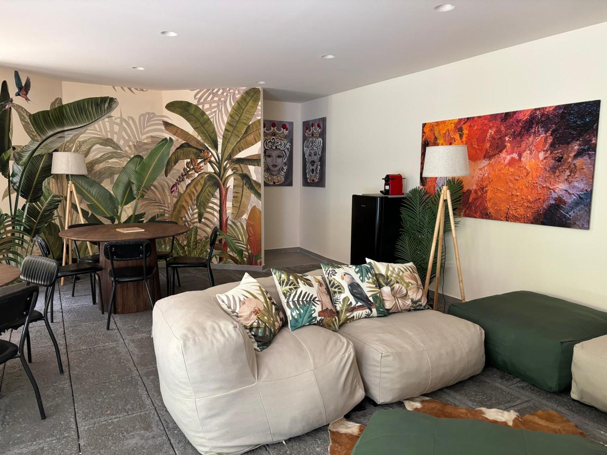Luxury Historic Residence With Heated Pool Near Catania, Taormina, The Sea And Mount Etna Giarre Kültér fotó